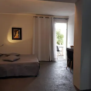  Bed & Breakfast Unique Art